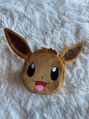 NWOT Pokémon Eevee Cosmetic Bag